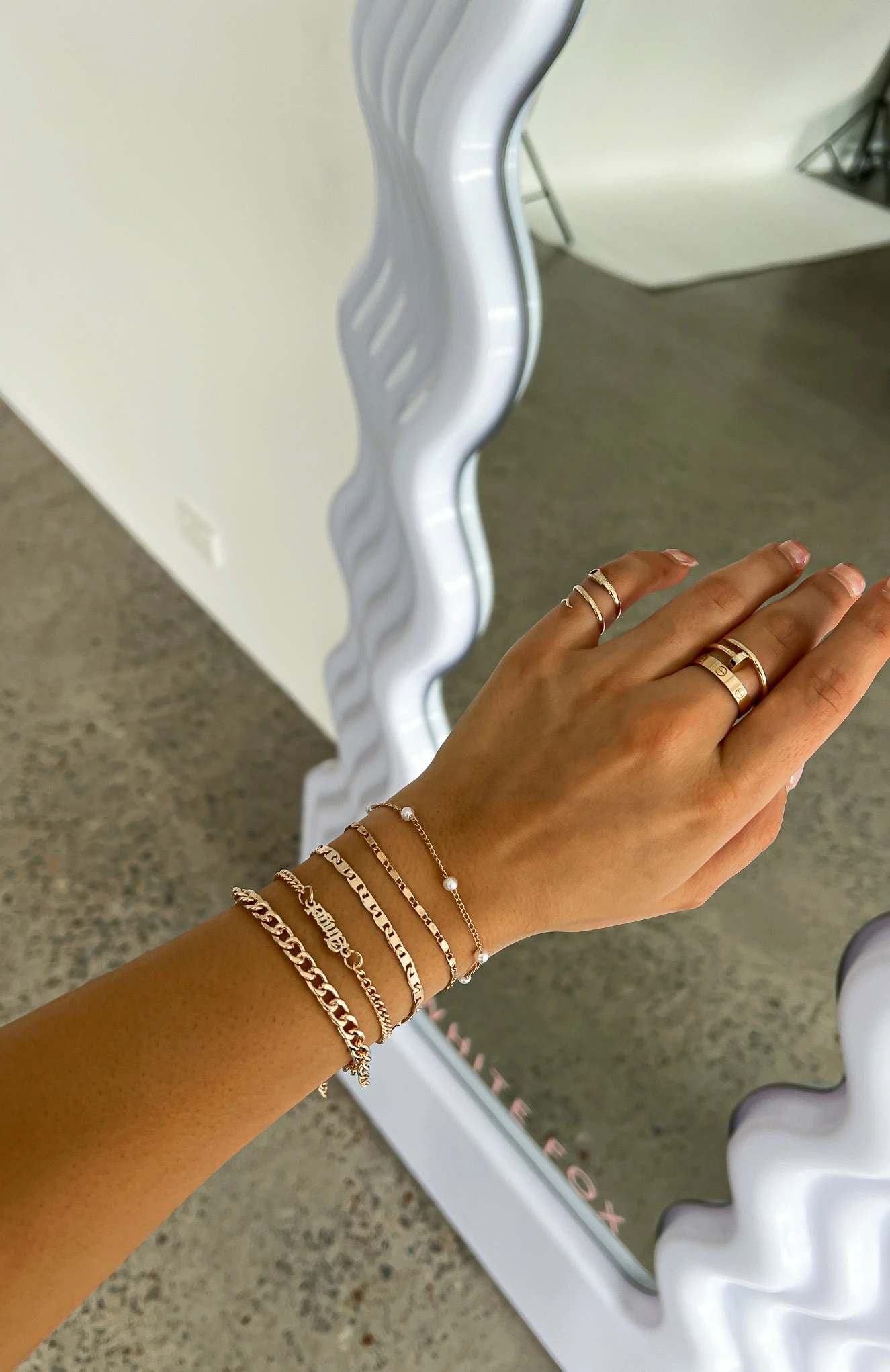 Keira Bracelet Set Gold 3 Keira Bracelet Set Gold - Image 3