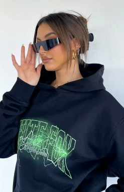 Leon Sunglasses Black -Outlet The Lounge Vibe Store LEON SUNGLASSES09.08.22 05