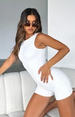 Live Freely Playsuit White -Outlet The Lounge Vibe Store LIVE FREELY PLAYSUIT 301222 04