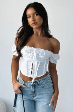 Lover Of You Top White -Outlet The Lounge Vibe Store LOVER OF YOU TOP 20 06 23 03