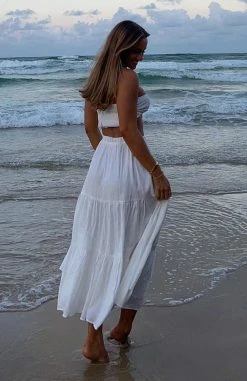 The One's You Love Maxi Set White -Outlet The Lounge Vibe Store Lauren 8d323a0f 2f54 4484 89aa adb56a0e2f8c