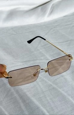 Mia Sunglasses Gold -Outlet The Lounge Vibe Store MIA SUNGLASSES1 31.1.23 005