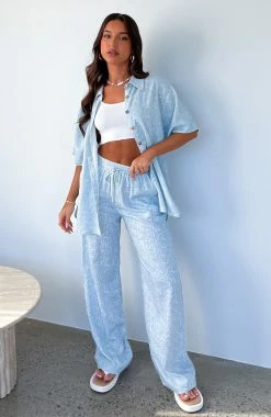 Need A Recap Pants Soft Blue Floral Sketch -Outlet The Lounge Vibe Store ONE MORE CHANCE NEED A RECAP PANT 09.05.23 13