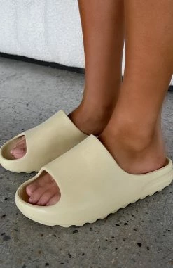 On The Edge Slides Bone -Outlet The Lounge Vibe Store ON THE EDGE SLIDES 151122 02