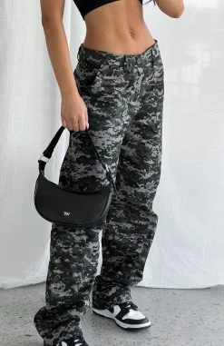 Out To Play Pants Khaki Digital Print 14 Out To Play Pants Khaki Digital Print -Outlet The Lounge Vibe Store ORELIABAG 02.11.22 11