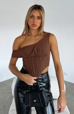 Play Hard To Get Crop Chocolate -Outlet The Lounge Vibe Store PLAY HARD TO GET BUSTIER 260722 01