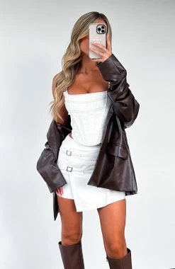 Dime Piece Mini Skirt White 11 Dime Piece Mini Skirt White -Outlet The Lounge Vibe Store POWERFUL WOMEN DIME PIECE SKIRT 19.05.23 06