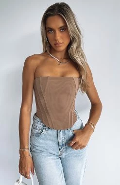 Sharp Edges Bustier Dark Nude -Outlet The Lounge Vibe Store SHARP EDGES BUSTIER CROP DARK NUDE 110121 01