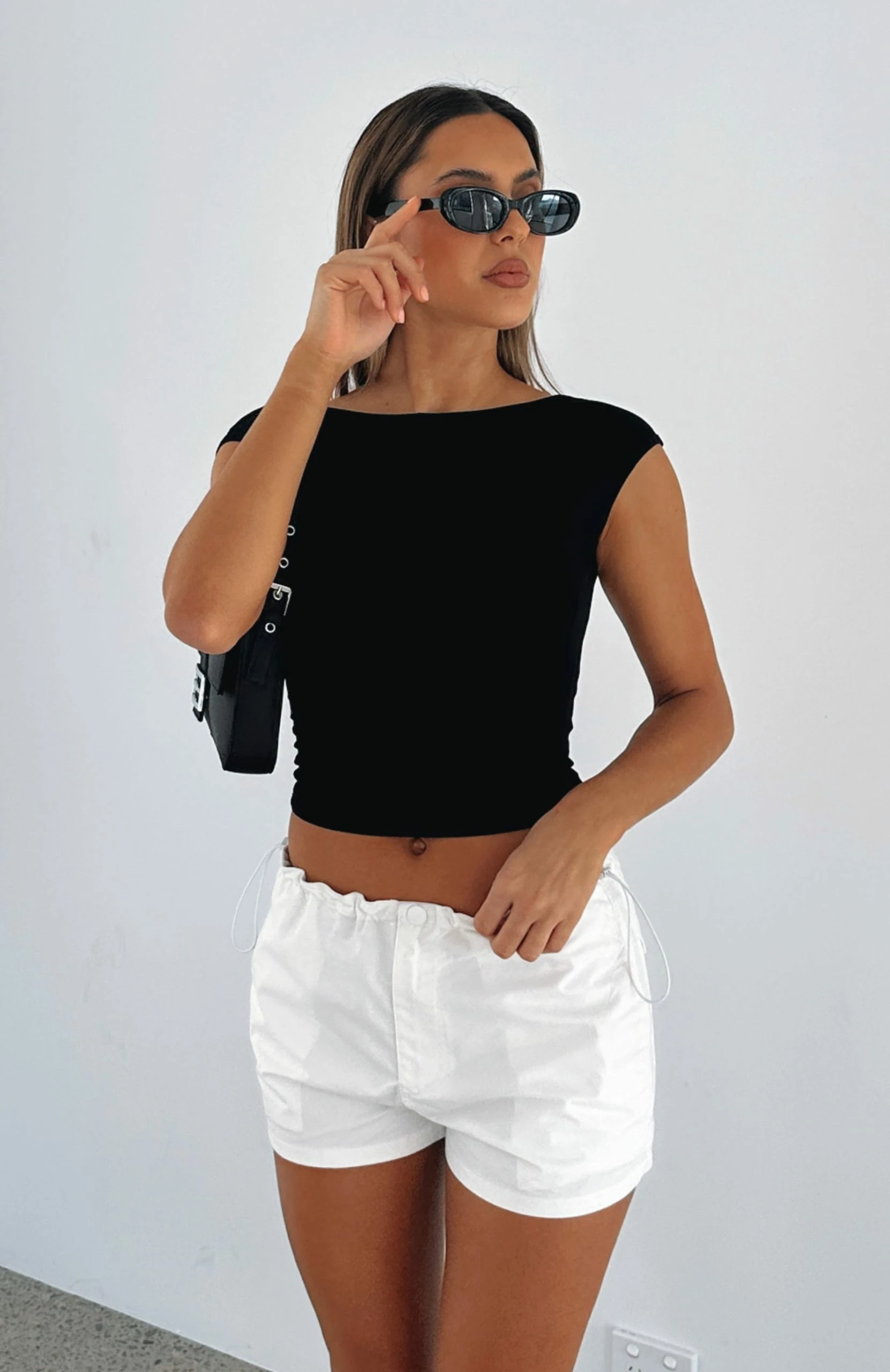 Skip The Line Shorts White 7 Skip The Line Shorts White - Image 7