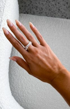 Sofia Ring Gold -Outlet The Lounge Vibe Store SOFIA RING 19.04.23 03