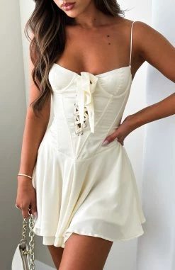 Stay Together Mini Dress Cream -Outlet The Lounge Vibe Store STAY TOGETHER DRESS 02.05.23 09
