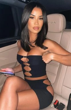 Triggered Crop Black -Outlet The Lounge Vibe Store Sam 3fc919ab 095b 4cf5 8389 80aa7452b334