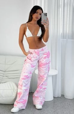 Taking Control Cargo Pants Pink Camo