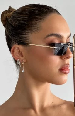 Tasha Earring Set Gold -Outlet The Lounge Vibe Store TASHA EARRING SET 26.04.23 05