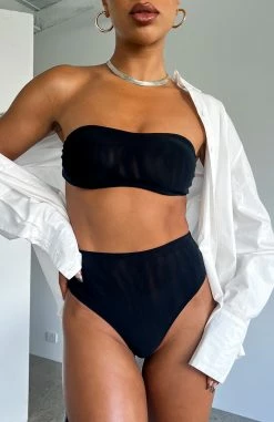 Total Mood Mesh Hot Pants Black -Outlet The Lounge Vibe Store TOTAL MOOD MESH HOT PANTS 041022 02 b96676c7 9756 40b0 b78e 9f7d57ec4128