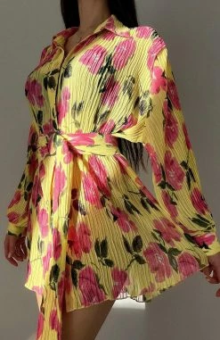 You Drive Me Crazy Long Sleeve Mini Dress Lemon Rose -Outlet The Lounge Vibe Store instaliene b6f0e9da 7ed3 4ab6 9cb7 59a295e59e20